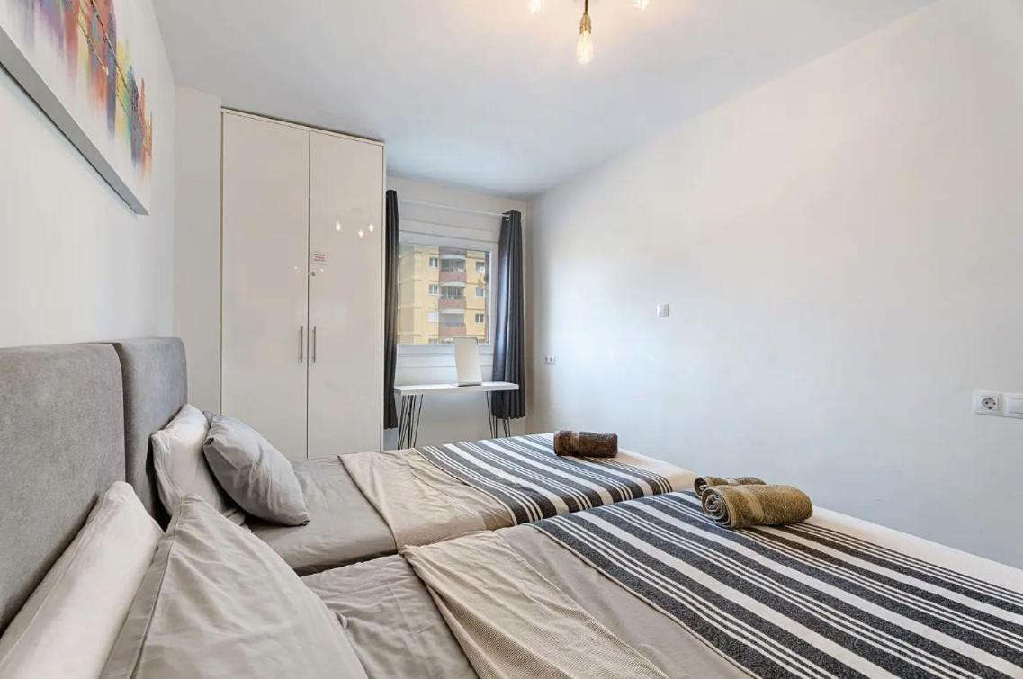 Apartamento De Lujo En Torre Del Sol, Playa De Las Americas อาโรนา ภายนอก รูปภาพ